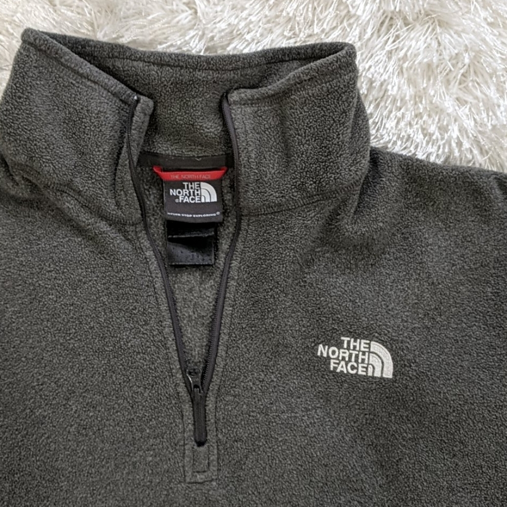Northface grey quarter-zip Fleece
